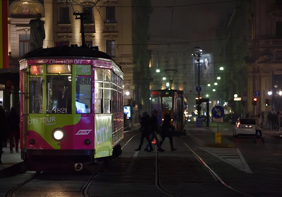 Distribuzione e volantinaggio zone milanesi